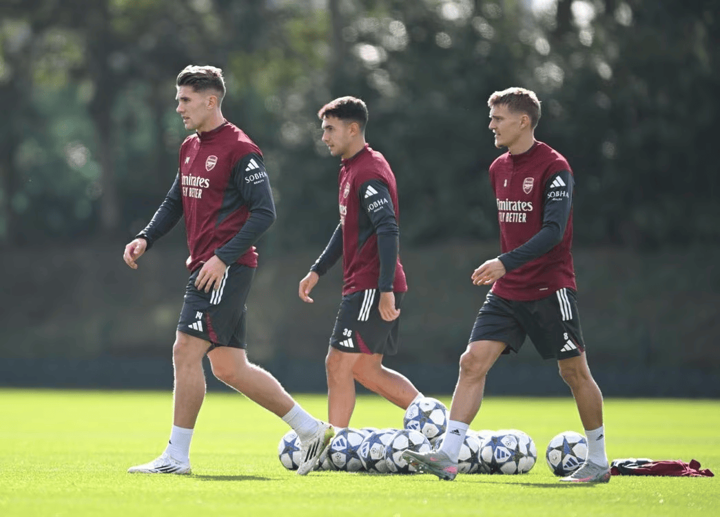 开元app-今夜突围战来临，门兴格拉德巴赫围绕欧冠内部沟通，底气十足，训练强度明显提升的简单介绍