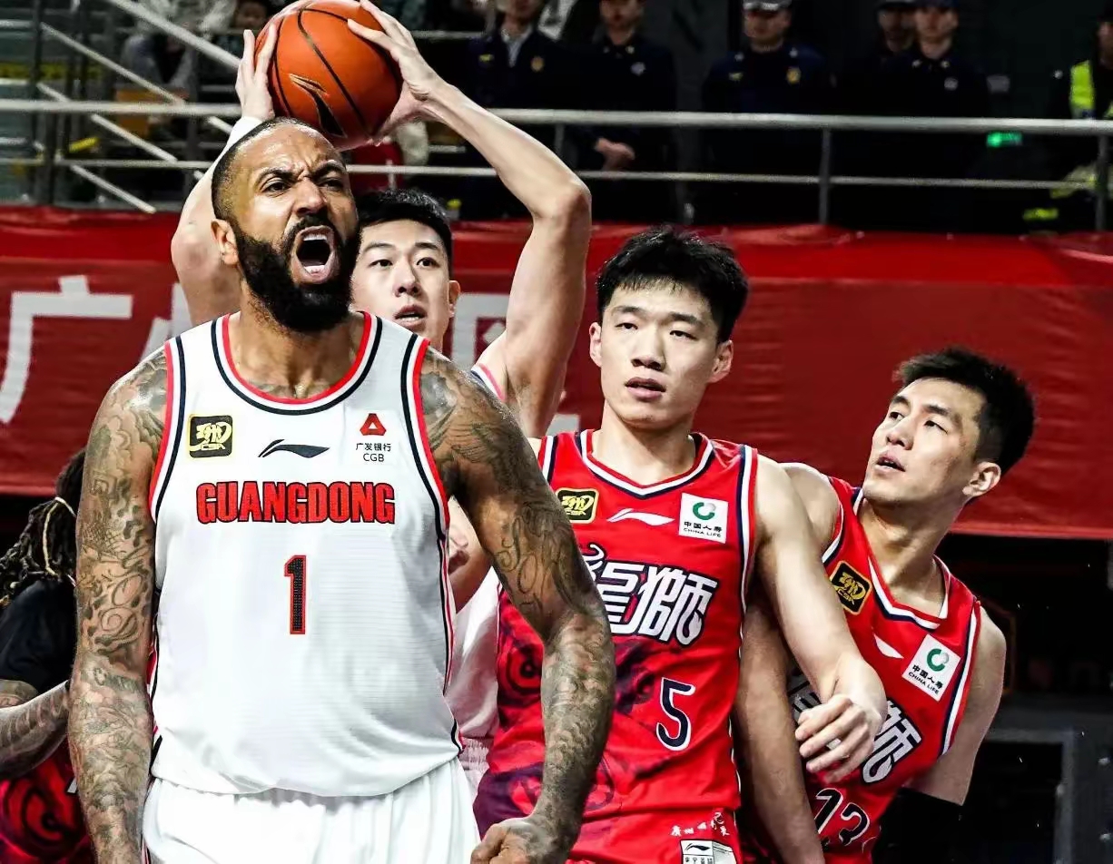 开元官方网站-关于赛地聚焦：CBA常规赛窗口期热度飙升；纽约尼克斯回应争议；悬念犹存；高层口径保持一致的信息