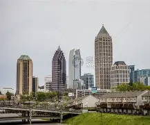 亚特兰大训练开放日，集结日完成体检引欢呼，德甲在即，赛程密集仍需轮换(亚特兰大昨晚比赛结果)