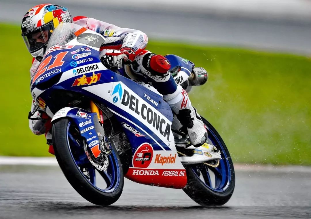 开元棋牌-雷霆亚历山大个人资料