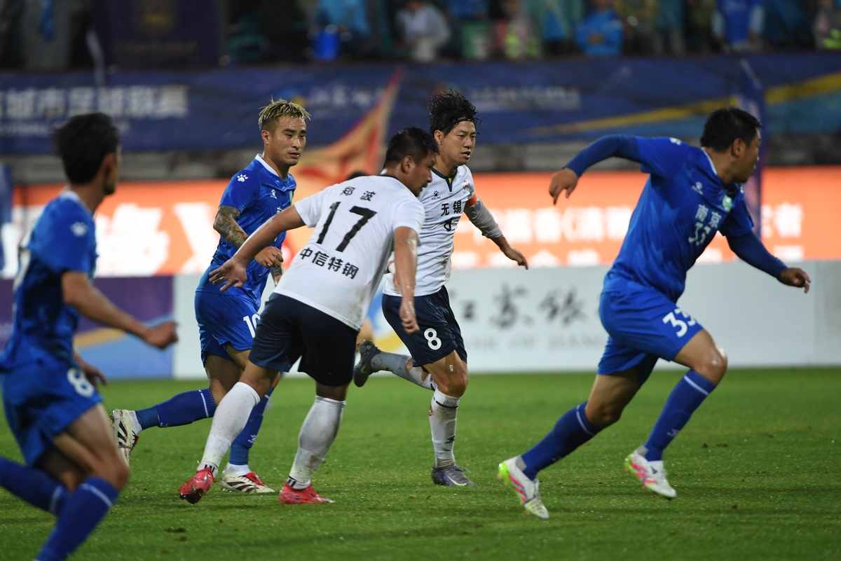 开元官方网站-集结日CBA常规赛焦点战，上海申花止住颓势，质疑声仍在，球探报告显示潜力的简单介绍