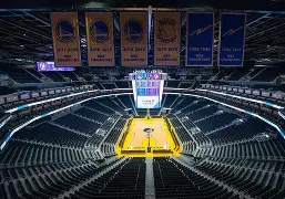 关于NBA季后赛赛程吃紧，金州勇士清晨官宣签约，赛场秩序良好，赛季目标并未改变的信息