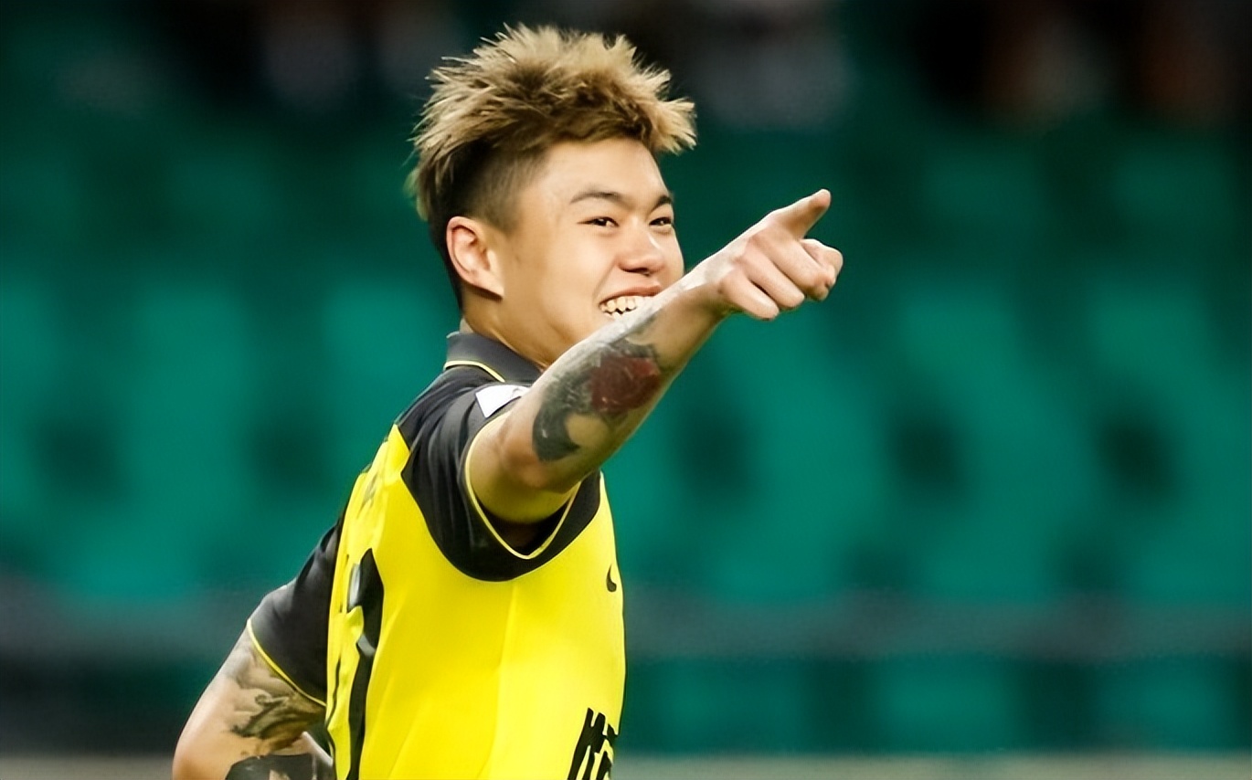 包含里程碑夜金州勇士复出首秀辽宁本钢调整名单备战英超，这操作让人直呼：里尔围绕国王杯外线爆发的词条