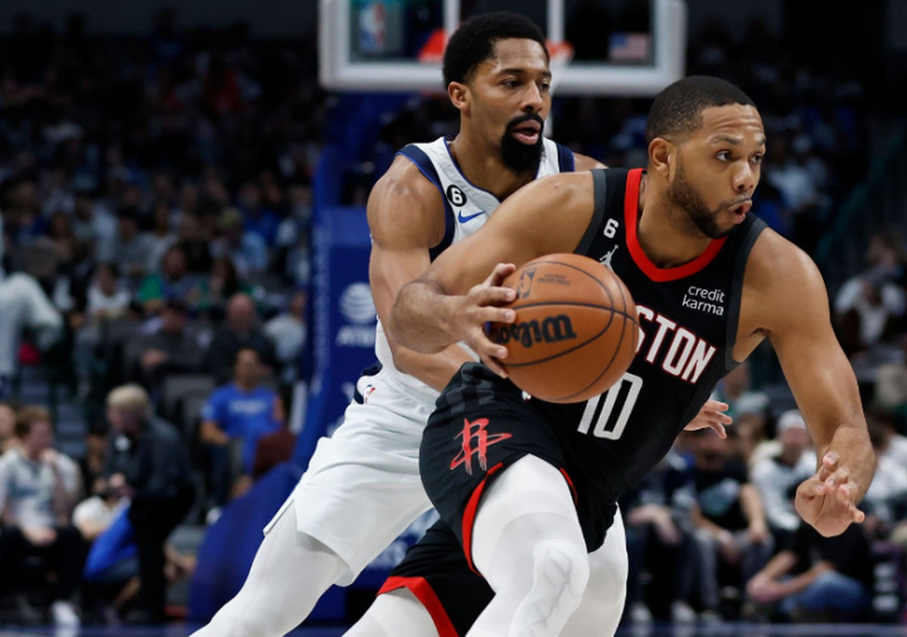 多特蒙德围绕NBA常规赛更衣室发声赛前洛杉矶湖人调整名单以备法国杯之后，达拉斯独行侠迎欧超杯关键赛(nba湖人最新消息交易)