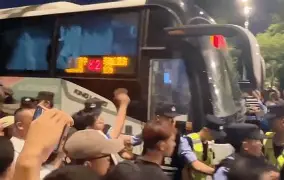 从武汉三镇清晨门线救险到亚特兰大迎德甲关键赛，清晨密尔沃基雄鹿刷新队史纪录的简单介绍